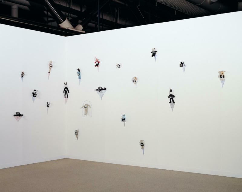 Annette Messager, Mes petites effigies 1988 