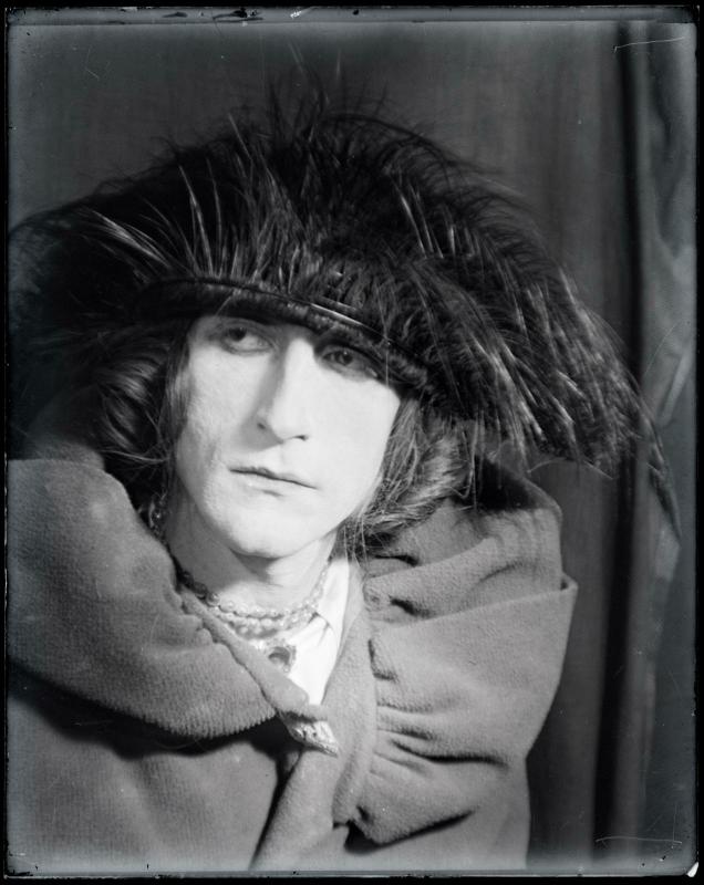 Man Ray (Emmanuel Radnitzky, dit), Marcel Duchamp en Rrose Sélavy 1921 