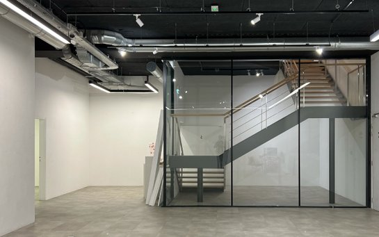 Drawing Lab, Paris : partenaire du programme Constellation du Centre Pompidou : vue de la salle d'exposition