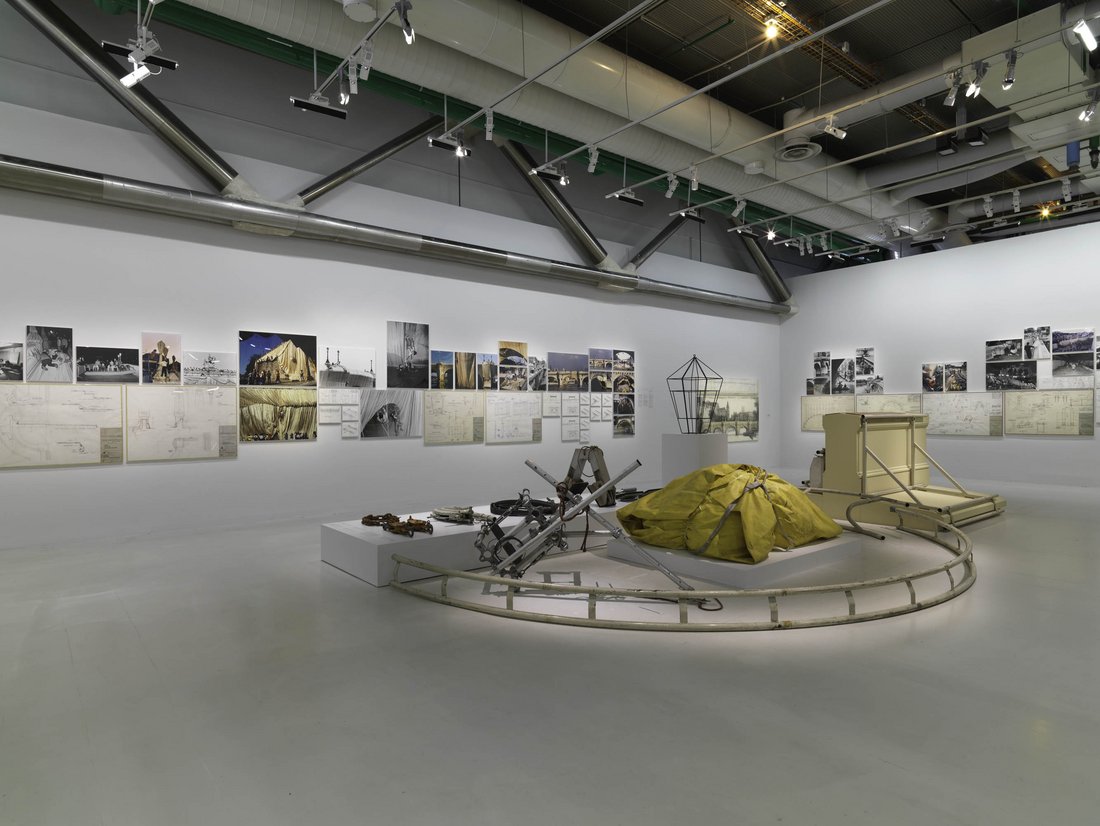 Vue de l'exposition « Christo et Jeanne-Claude. Paris ! », Centre Pompidou, 2020