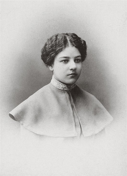 Olga Rozanova - portrait