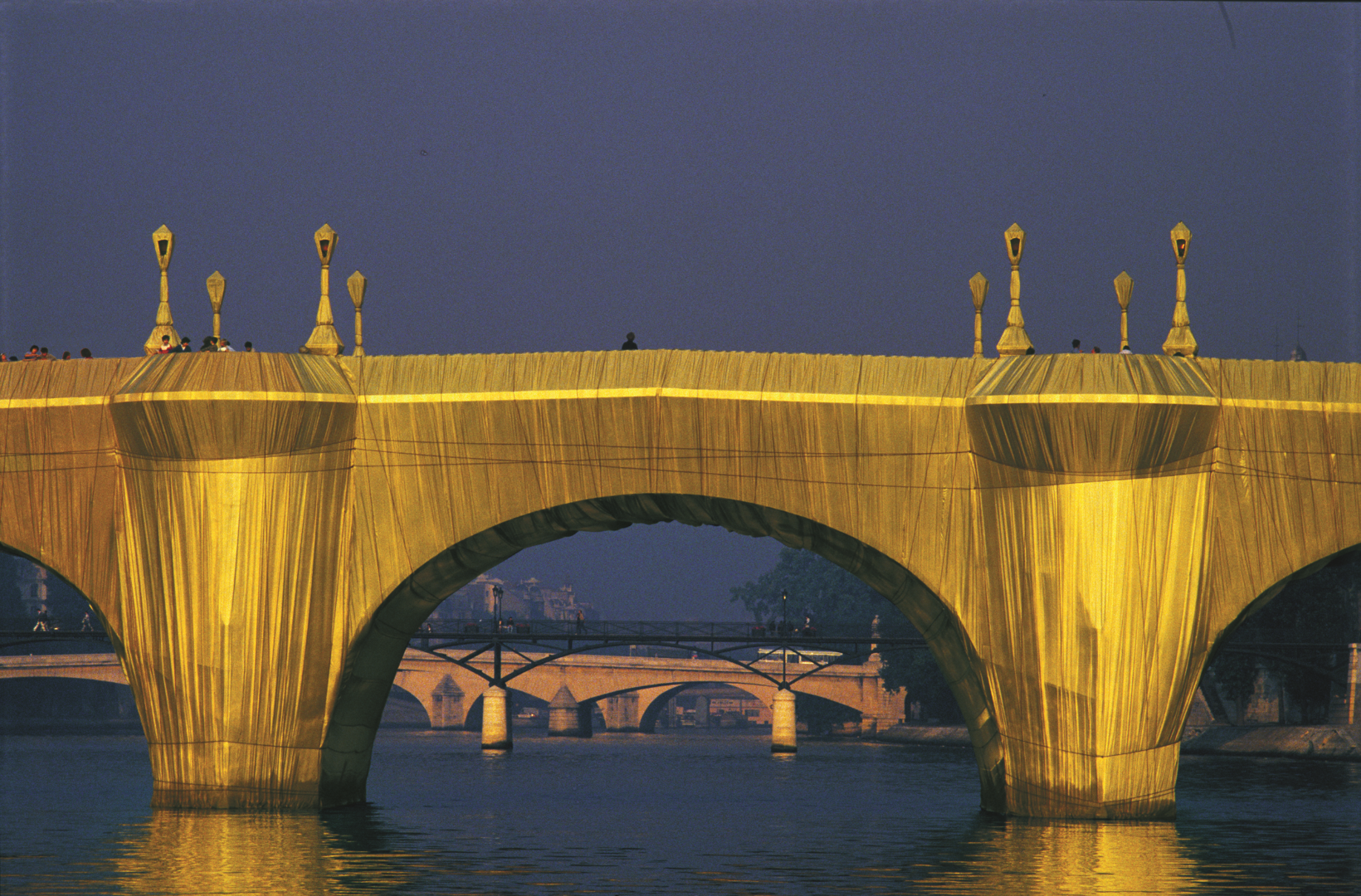 Christo et Jeanne-Claude, "Le Pont-Neuf Wrapped", Paris, 1975-1985