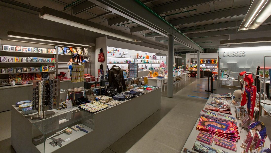 Boutique cadeaux design du Centre Pompidou