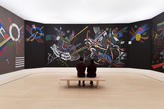 Vue de l’exposition « Kandinsky. A Retrospective » au Milwaukee Art Museum