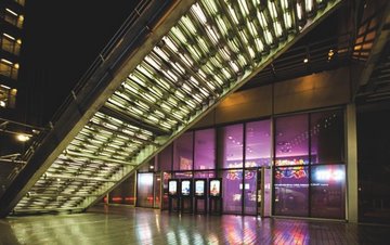 mk2 Bibliothèque × Centre Pompidou, paris : vue de l'entrée du cinéma
