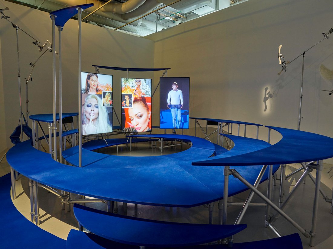 Vues de l'exposition « Hito Steyerl. I Will Survive », Centre Pompidou, 2021
