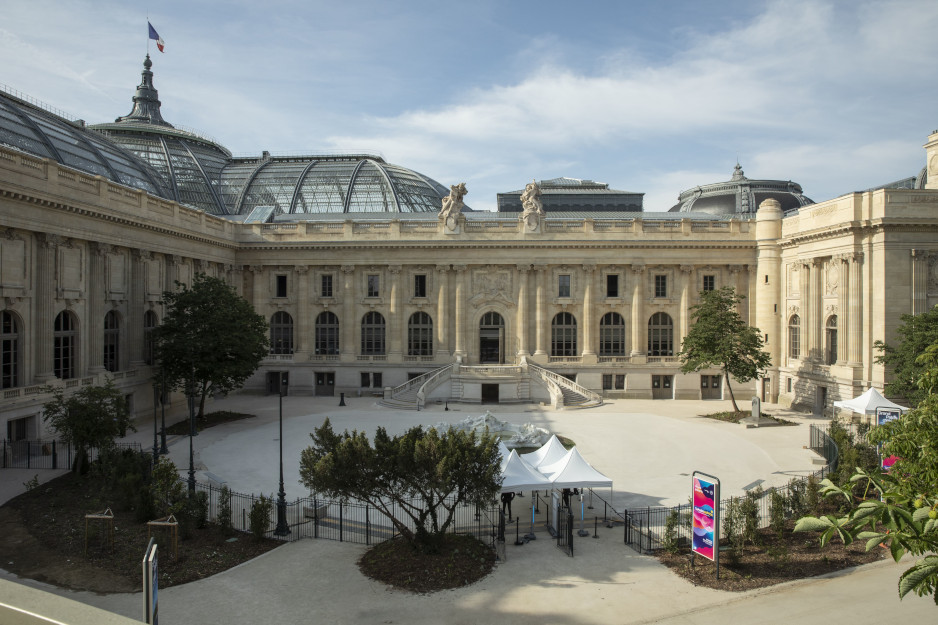 Grand Palais x Centre Pompidou, Paris : vue depuis de le Square Perrin