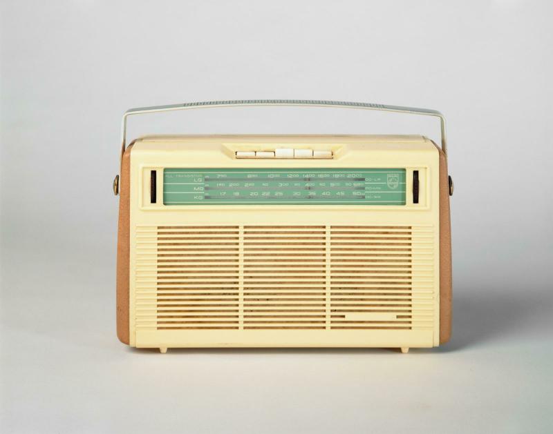 Petite radio Philips. All transistor. - insolite