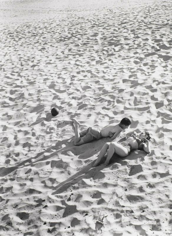 Femmes Nues A La Plage