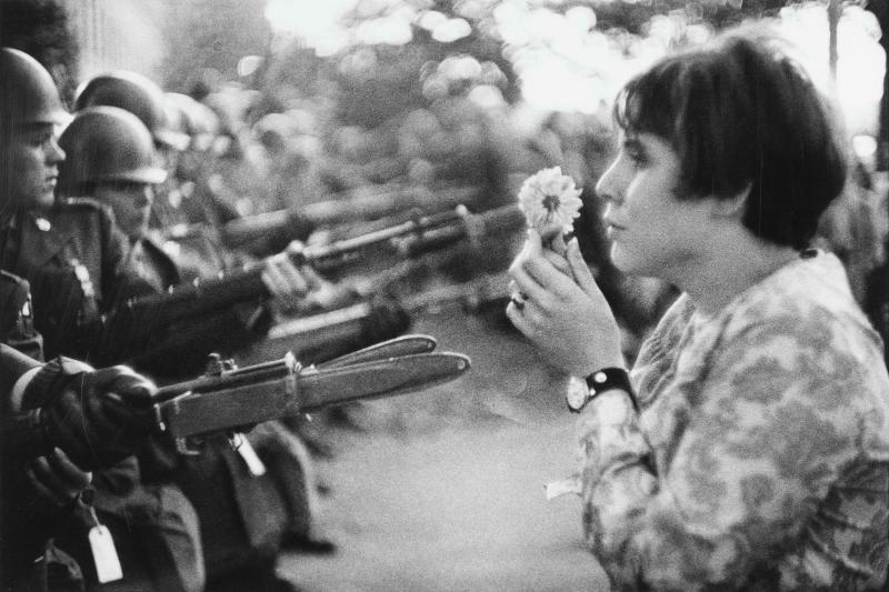La Jeune Fille la fleur Centre Pompidou